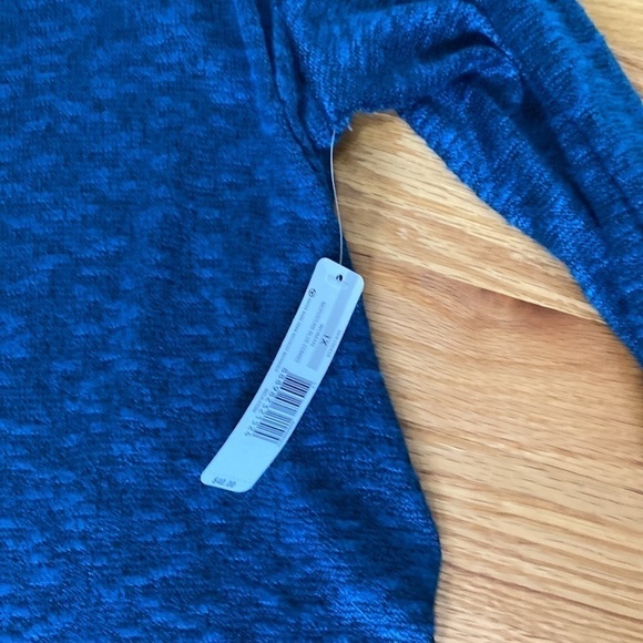 New Directions Weekend Top - Picture 5 of 8